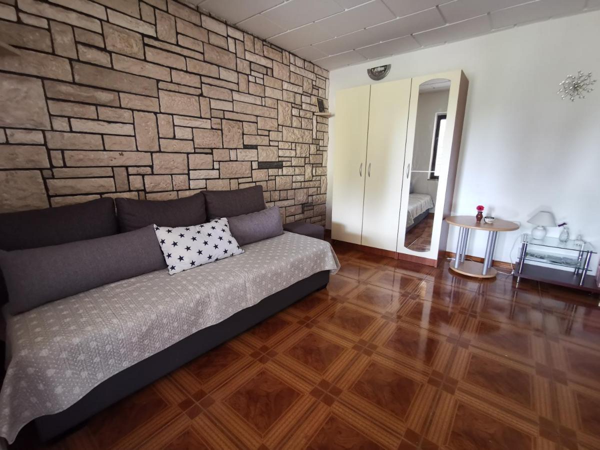 Apartmani Koin Medulin Extérieur photo