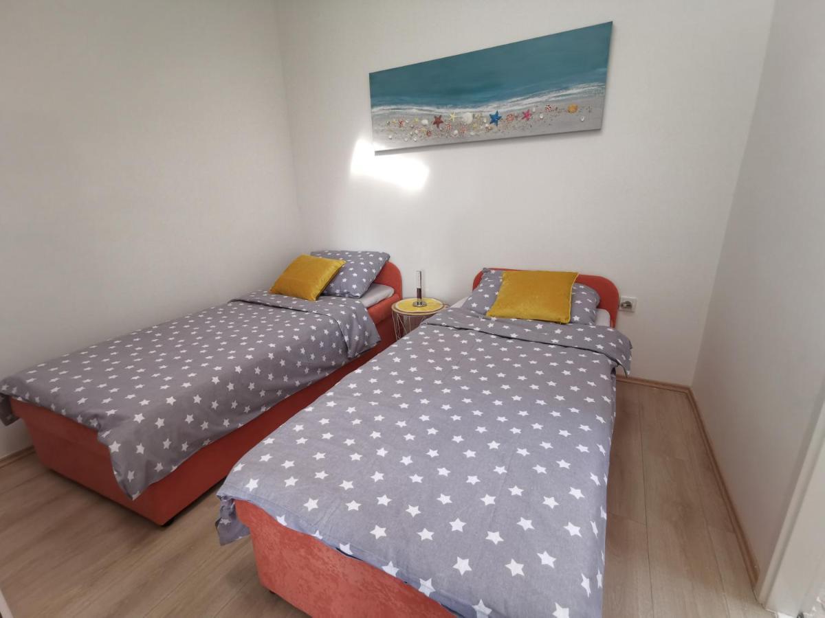 Apartmani Koin Medulin Extérieur photo